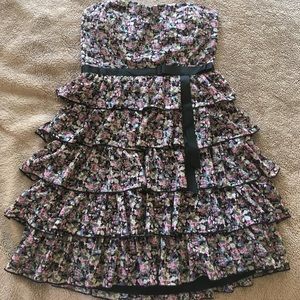 Floral print sweetheart neck strapless dress